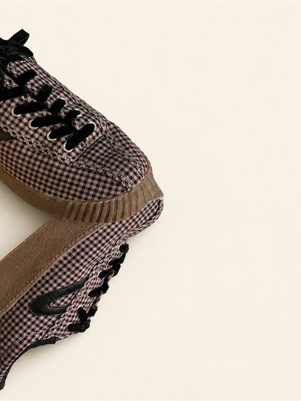 Tretorn Nylite Plus Bold Burgundy Plaid Platform Sneakers — Women’s Size 8 - Picture 6 of 8